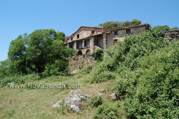 El Peirer (Ruta de Oix al Castell de Bestracà) - La Garrotxa - Girona
